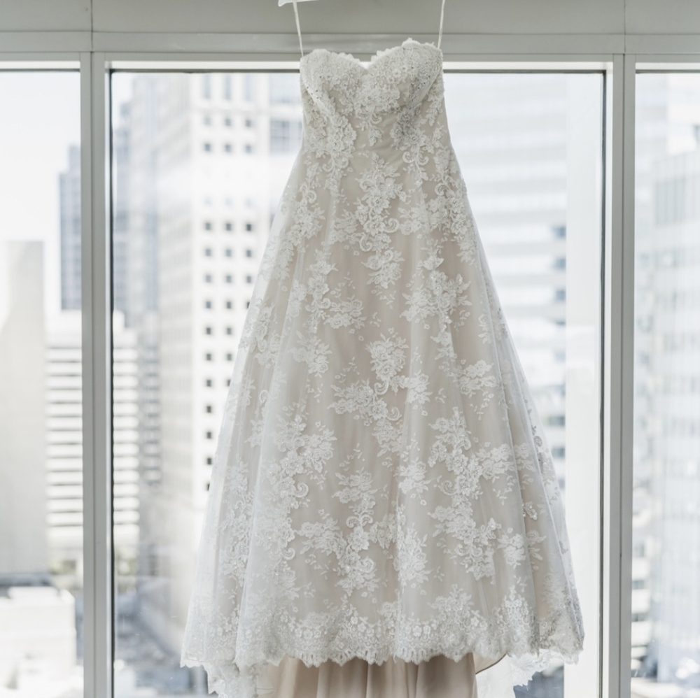 Romantic Strapless Lace A-Line Wedding Gown in Ivory